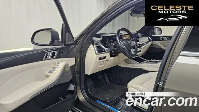 BMW X7 (G07) xDrive 40i Design Pure Excellence 6 places 2023 — photo 10 sur 20
