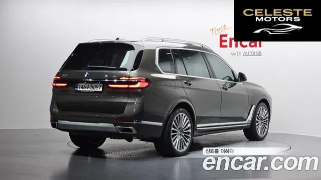 BMW X7 (G07) xDrive 40i Design Pure Excellence 6 places 2023 — photo 2 sur 20