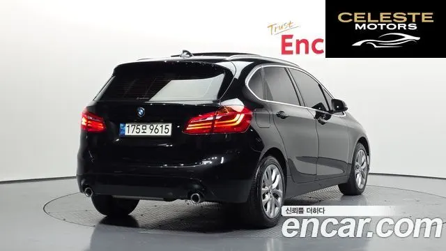 BMW Série 2 Active Tourer (F45) Joy 2019 — photo 2 sur 20