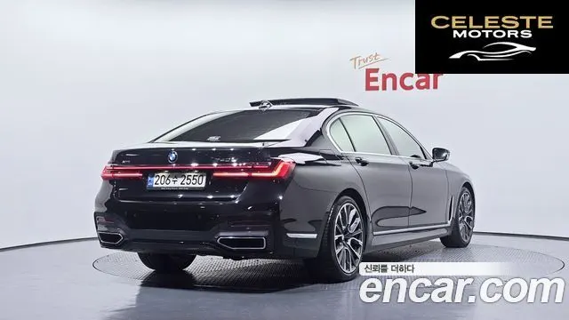 BMW Série 7 (G11) 740Li xDrive M Sport 2021 — photo 2 sur 20