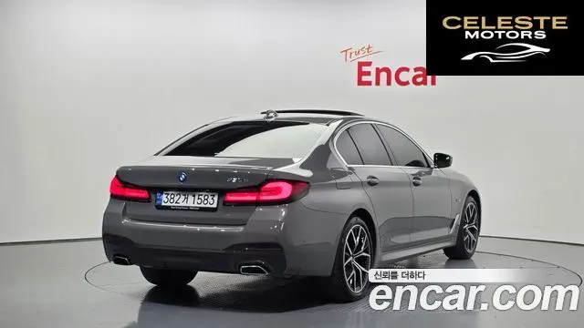 BMW Série 5 (G30) 530e M Sport 2022 — photo 2 sur 20