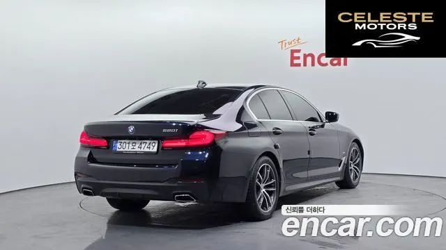 BMW Série 5 (G30) 520i M Sport 2022 — photo 2 sur 20