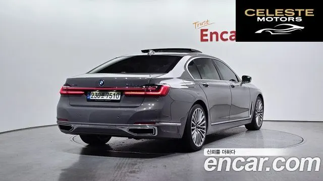 BMW Série 7 (G11) 740Li xDrive Design Pure Excellence 2021 — photo 2 sur 20