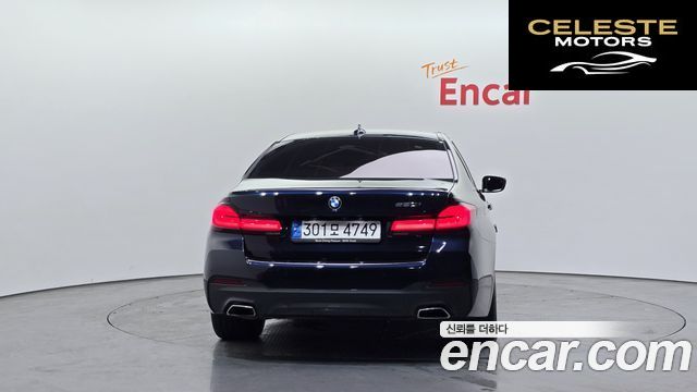BMW Série 5 (G30) 520i M Sport 2022 — photo 4 sur 20