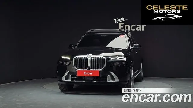 BMW X7 (G07) xDrive 40i Design Pure Excellence 6 places 2025 — photo 3 sur 26