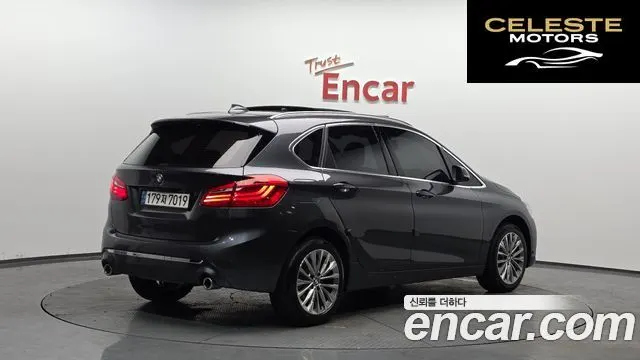 BMW Série 2 Active Tourer (F45) Luxury 2021 — photo 2 sur 20