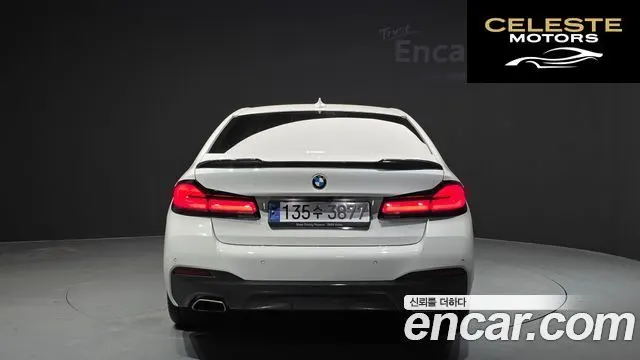 BMW Série 5 (G30) 520i M Sport 2022 — photo 4 sur 26