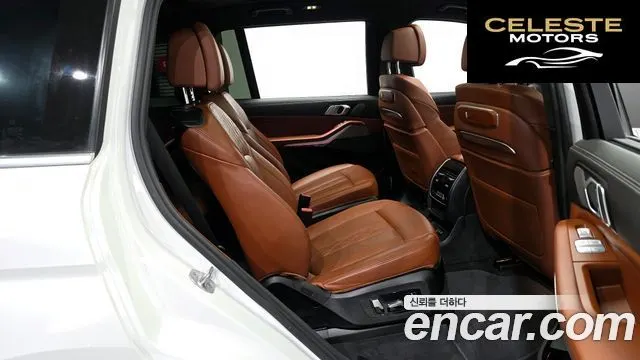 BMW X7 (G07) xDrive 40d Design Pure Excellence 6 places 2023 — photo 12 sur 26