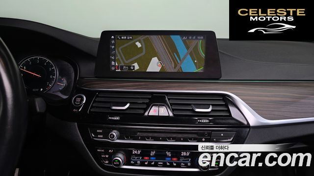 BMW Série 5 (G30) 530i xDrive M Sport Plus 2018 — photo 14 sur 20