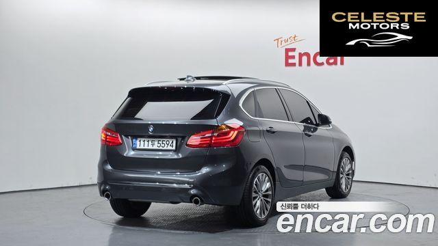 BMW Série 2 Active Tourer (F45) Luxury 2021 — photo 2 sur 20