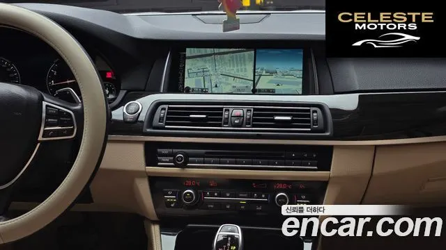 BMW Série 5 (F10) 528i Luxury 2015 — photo 15 sur 20