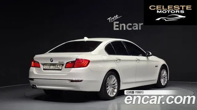 BMW Série 5 (F10) 528i Luxury 2015 — photo 2 sur 20