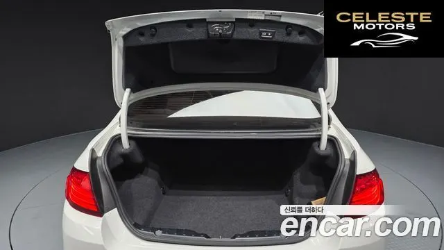 BMW Série 5 (F10) 528i Luxury 2015 — photo 20 sur 20