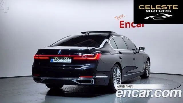 BMW Série 7 (G11) 730Ld xDrive Design Pure Excellence 2021 — photo 2 sur 20