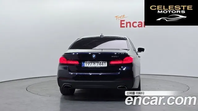 BMW Série 5 (G30) 520i M Sport 2021 — photo 4 sur 20