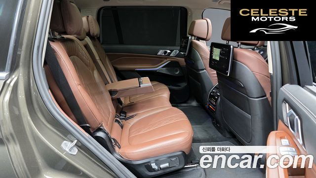 BMW X7 (G07) xDrive 40d Design Pure Excellence 7 places 2022 — photo 12 sur 26
