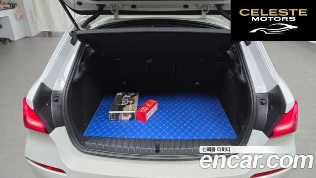 BMW Série 1 (F40) 120i 2022 — photo 20 sur 26