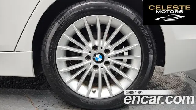 BMW Série 3 (F30) 320i Luxury 2018 — photo 5 sur 20