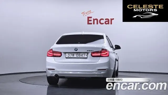 BMW Série 3 (F30) 320i Luxury 2016 — photo 4 sur 20