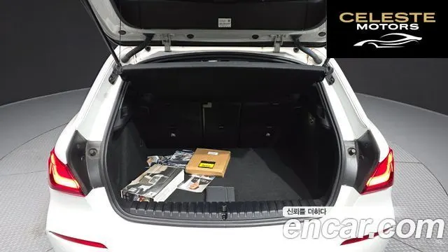 BMW Série 1 (F40) 120i Sport 2021 — photo 19 sur 20