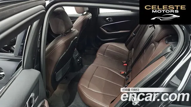 BMW Série 1 (F40) 118d M Sport 2021 — photo 12 sur 26
