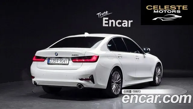 BMW Série 3 (G20) 320i Luxury 2021 — photo 2 sur 26