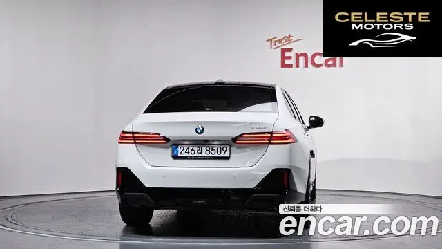 BMW Série 5 (G60) 520i M Sport 2025 — photo 4 sur 20