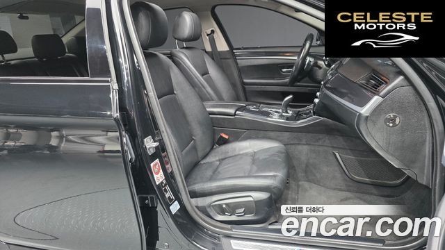 BMW Série 5 (F10) 530d xDrive M Aéro Dynamic 2016 — photo 11 sur 20