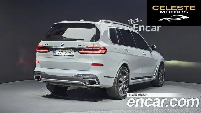 BMW X7 (G07) xDrive 40i M Sport 7 places 2024 — photo 2 sur 20