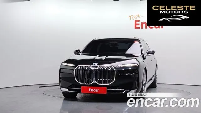 BMW Série 7 (G70) 750e xDrive Design Pure Excellence 2023 — photo 3 sur 20