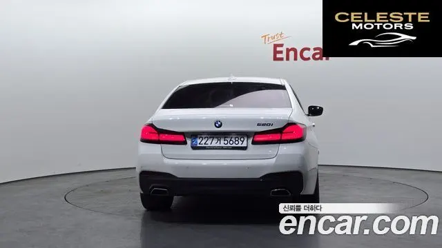 BMW Série 5 (G30) 520i M Sport 2023 — photo 4 sur 20