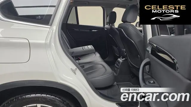BMW X1 (F48) xDrive 20i xLine 2022 — photo 12 sur 20