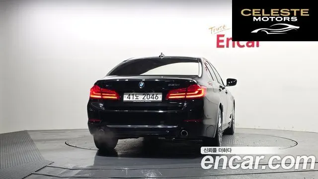 BMW Série 5 (G30) 530i xDrive Luxury Plus 2018 — photo 4 sur 20