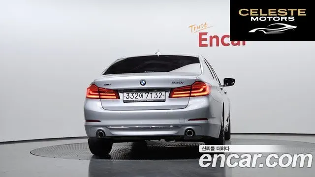 BMW Série 5 (G30) 530i xDrive Luxury Plus 2019 — photo 4 sur 20