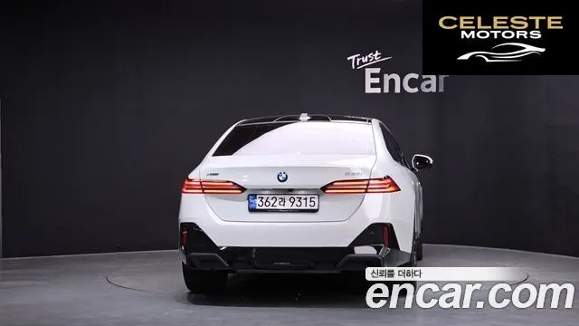 BMW Série 5 (G60) 530i xDrive M Sport 2024 — photo 4 sur 20