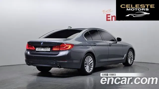 BMW Série 5 (G30) 520d xDrive Luxury Plus 2019 — photo 2 sur 20