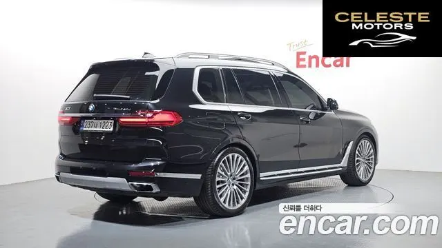 BMW X7 (G07) xDrive 40d Design Pure Excellence 6 places 2022 — photo 2 sur 20