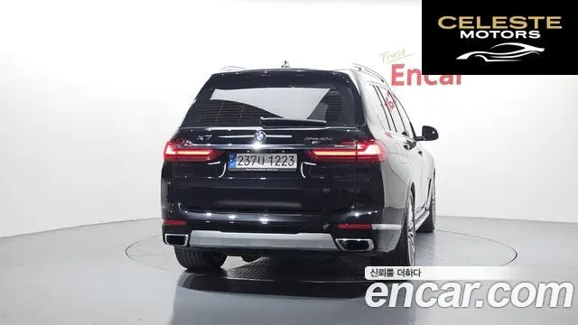 BMW X7 (G07) xDrive 40d Design Pure Excellence 6 places 2022 — photo 4 sur 20