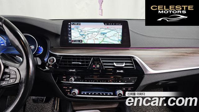 BMW Série 5 (G30) 530i xDrive M Sport Plus 2017 — photo 14 sur 20