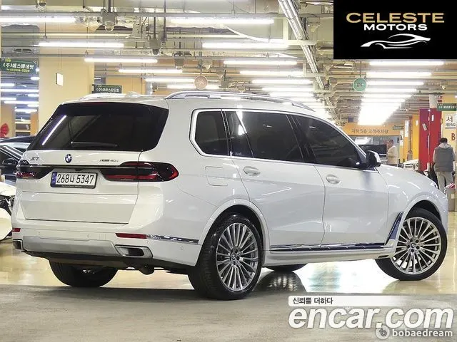 BMW X7 (G07) xDrive 40i Design Pure Excellence 6 places 2024 — photo 3 sur 26