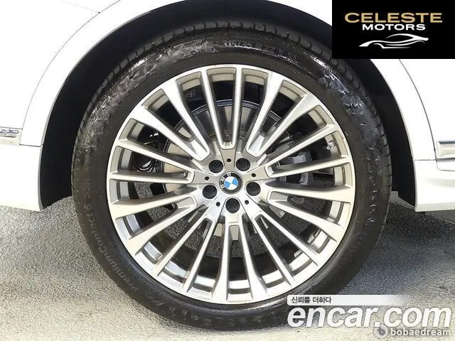 BMW X7 (G07) xDrive 40i Design Pure Excellence 6 places 2024 — photo 9 sur 26