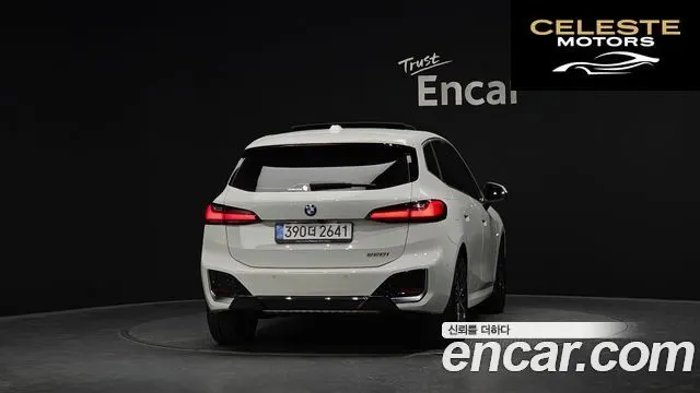 BMW Série 2 Active Tourer (U06) 220i M Sport Design 2025 — photo 4 sur 20