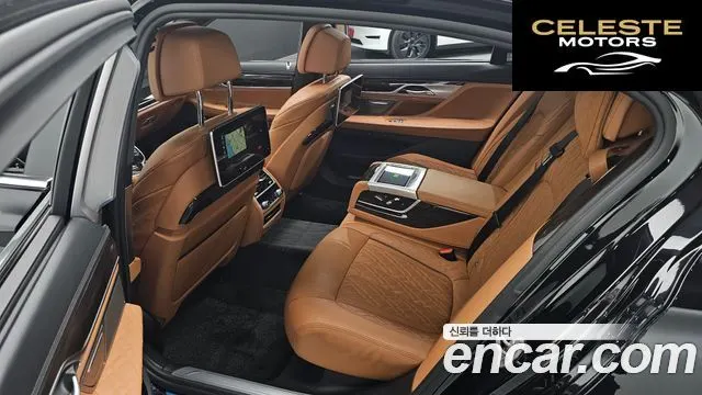 BMW Série 7 (G11) 740Li xDrive Design Pure Excellence 2022 — photo 12 sur 20