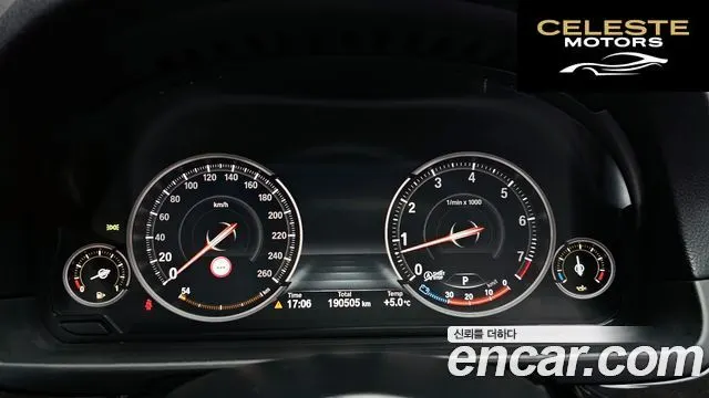 BMW Série 5 (F10) 528i M Aéro Dynamic Spécial Edition 2016 — photo 8 sur 26