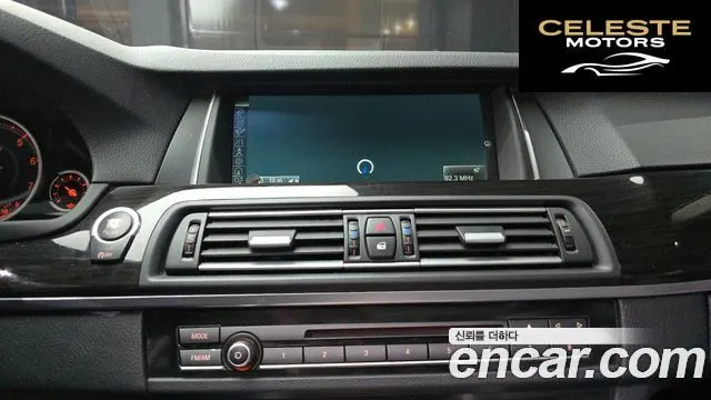 BMW Série 5 (F10) 528i xDrive Luxury 2014 — photo 16 sur 20