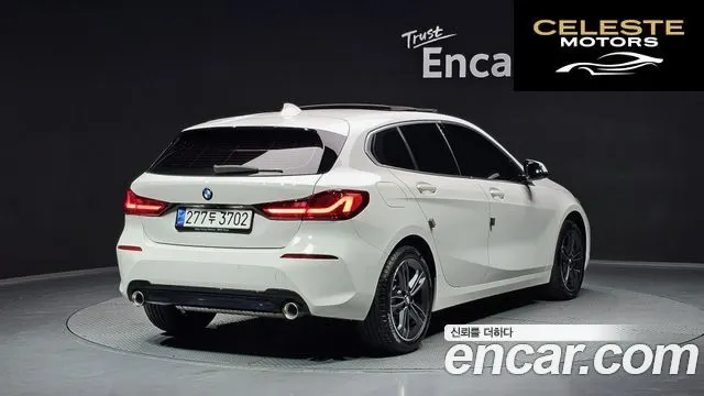 BMW Série 1 (F40) 120i Sport 2021 — photo 2 sur 20