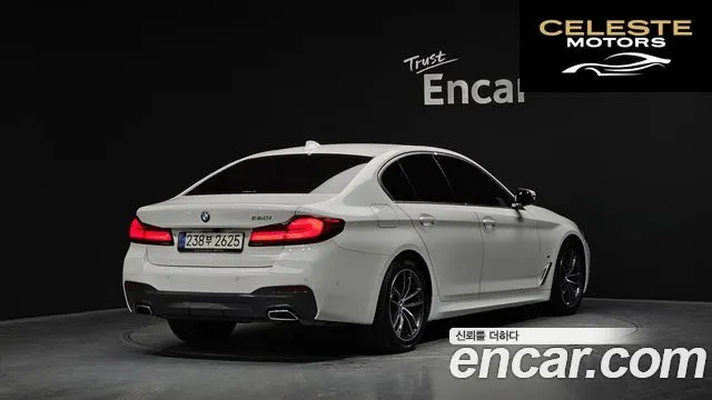 BMW Série 5 (G30) 520i M Sport 2021 — photo 2 sur 20