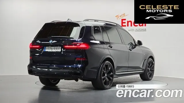 BMW X7 (G07) xDrive 40i M Sport 6 places 2022 — photo 2 sur 20