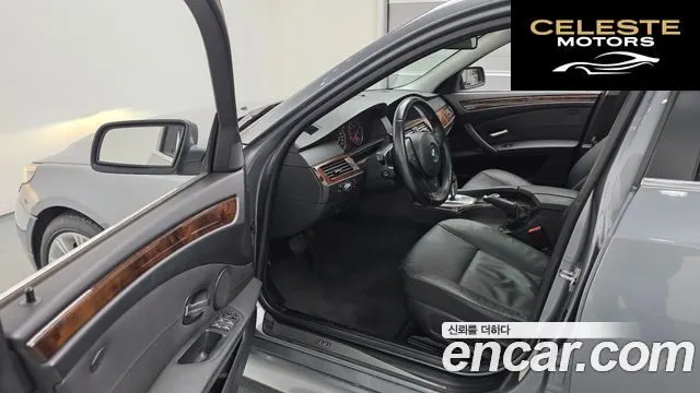 BMW Série 5 (E60) 528i Berline 2009 — photo 11 sur 26