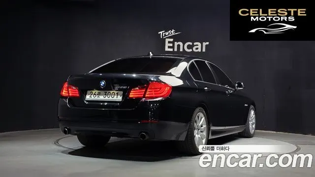 BMW Série 5 (F10) 535i 2011 — photo 2 sur 20